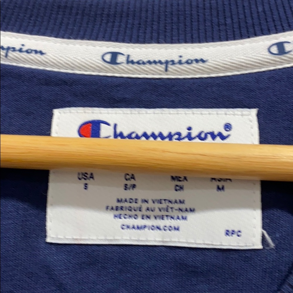 NEW • Champion • Campus French Terry Crew Sweatshi - Picture 8 of 8